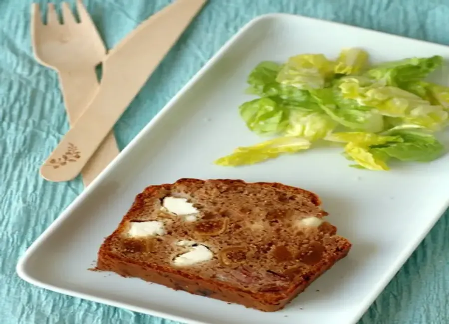 Cake au chèvre, aux figues et au miel