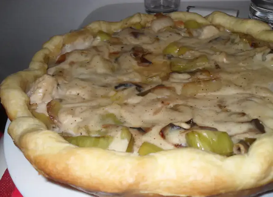 Tarte au poireau, poulet et béchamel
