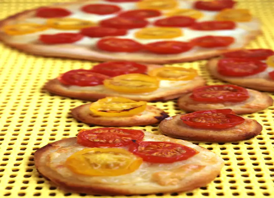 Pizzas aux tomates cerise