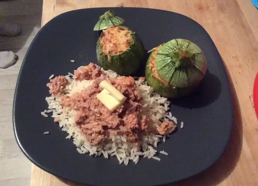 Courgettes rondes farcies à la viande parfum curry