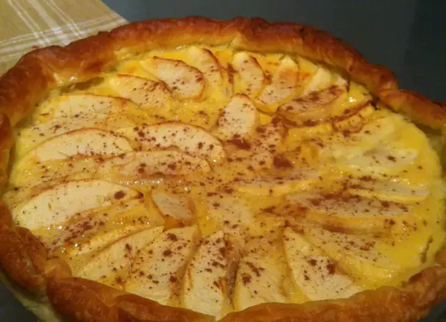Tarte au flan aux pommes