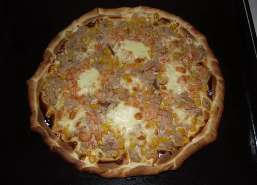 Pizza rapide de la mer (thon et crevettes)
