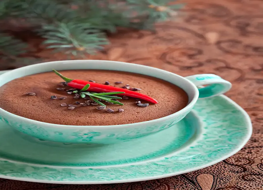 Mousse au chocolat au piment d'espelette et au beurre salé