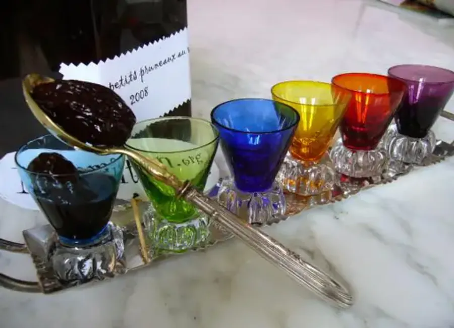 Pruneaux au vin (digestif)