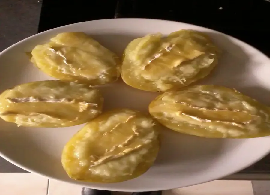 Pommes de terre farcies au concombre
