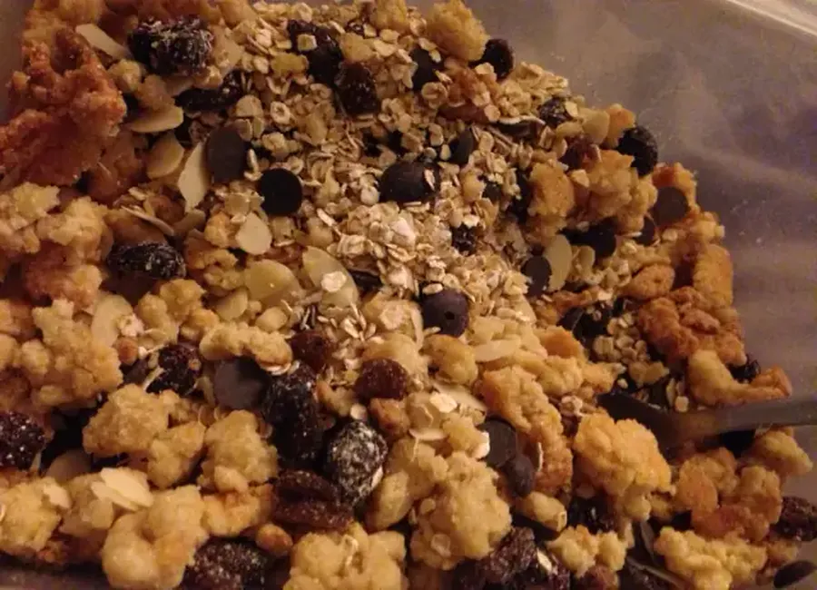 Céréales du petit-déjeuner crumble et fruits secs