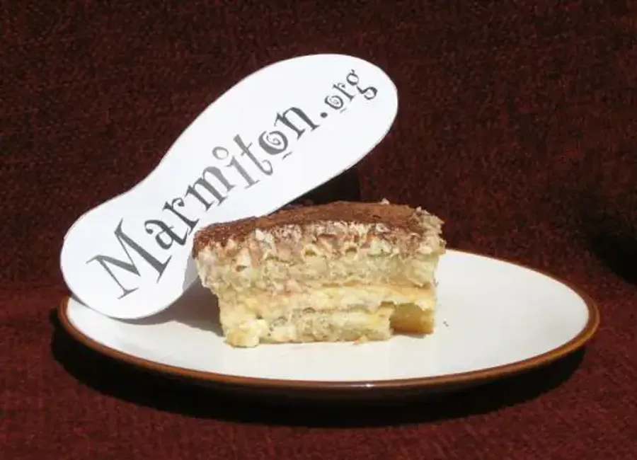 Tiramisu à la rhubarbe sans oeuf