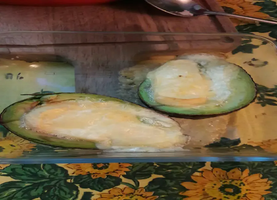 Avocat gratiné au reblochon