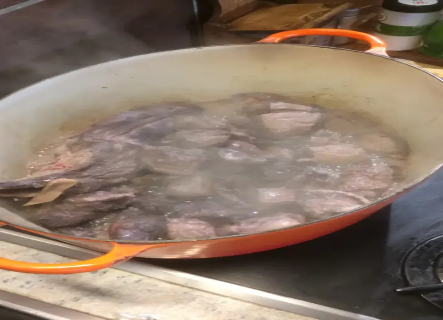 Sanglier en civet