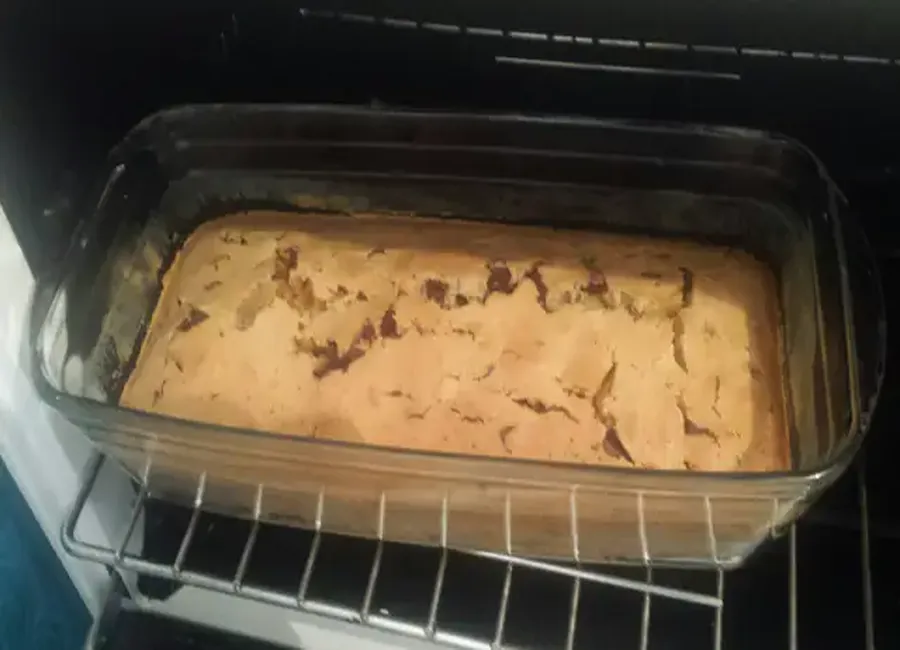 Cake à l'écorce d'orange confite et pépites de chocolat