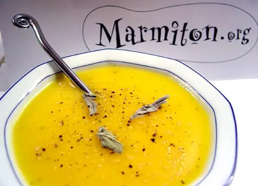Velouté de potiron aux châtaignes simple