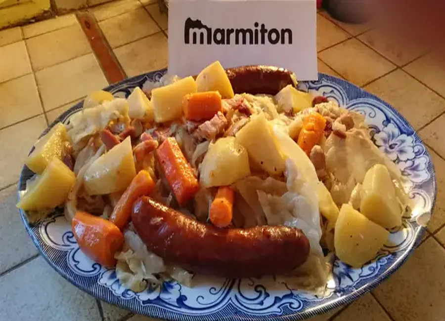 Chou à l'auvergnate aux lardons