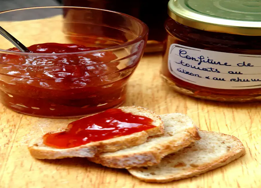 Confiture à la tomate