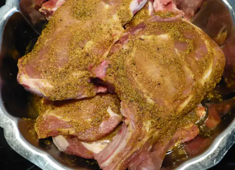 Côtes de porc marinées au barbecue