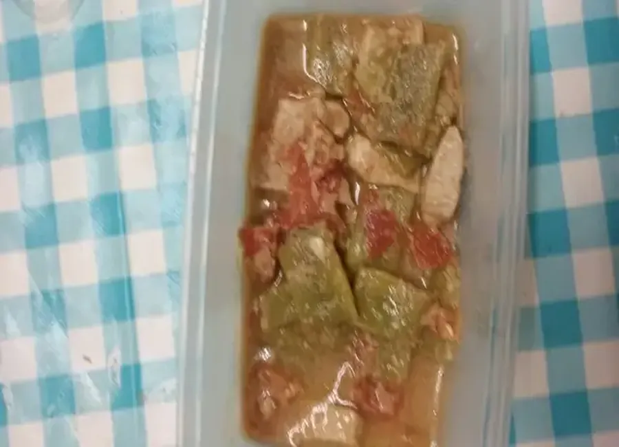 Emincé de porc et cocos plats