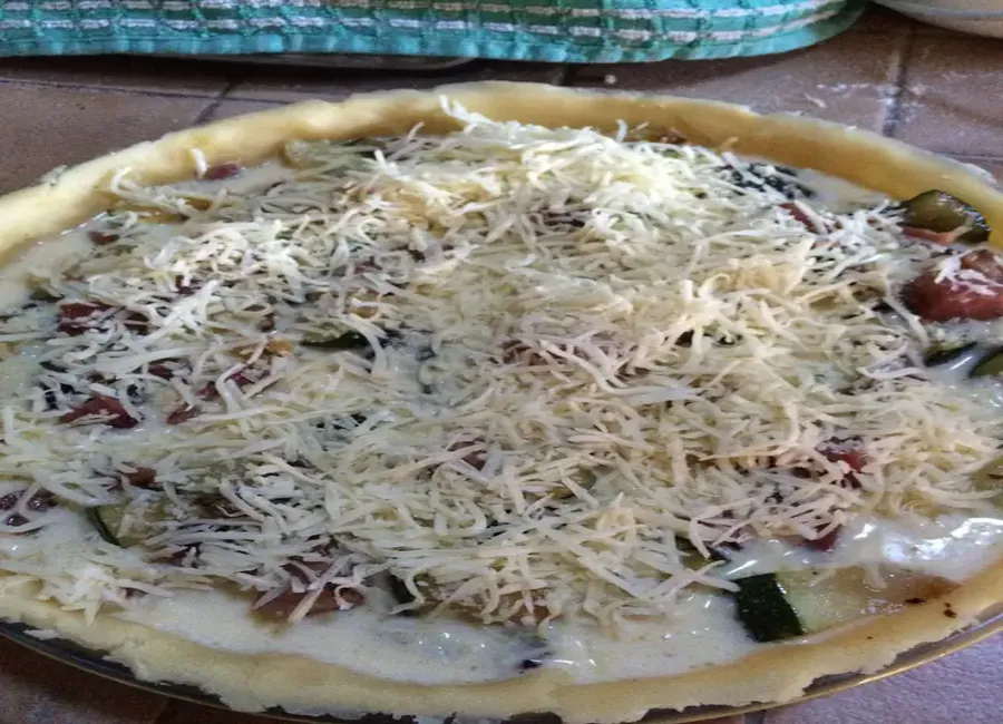 Quiche light courgettes/oignons/jambon