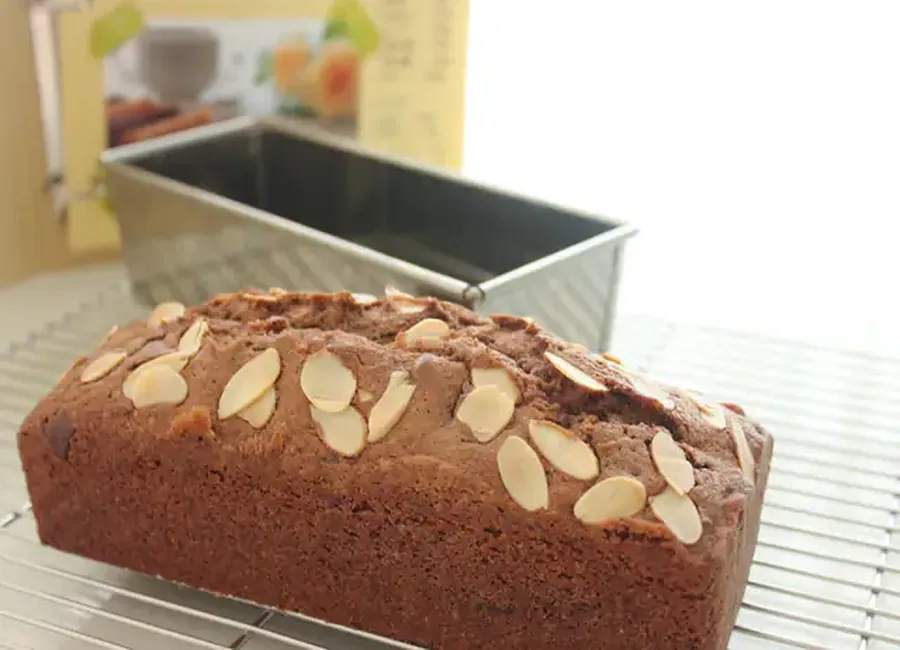 Quatre-quarts aux amandes