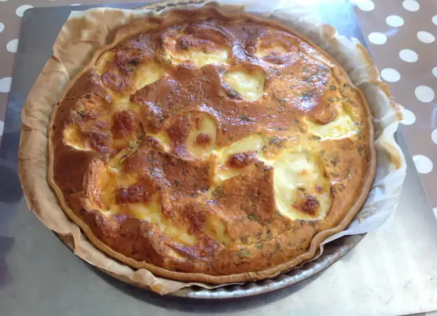 Tarte provençale (tomate, courgette, mozzarella)