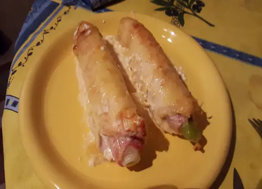 Rouleau de poulet aux poireaux et jambon