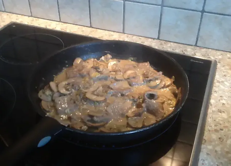 Emincé de boeuf à la crème