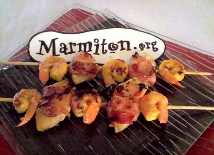 Brochettes de crevettes à l'ananas