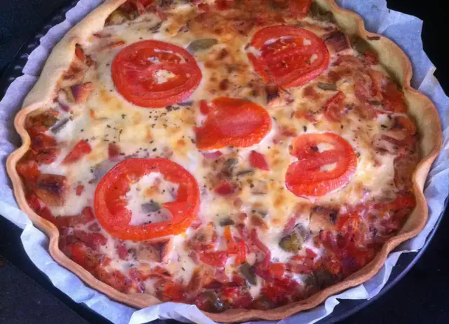 Tarte poivrons oignons tomates