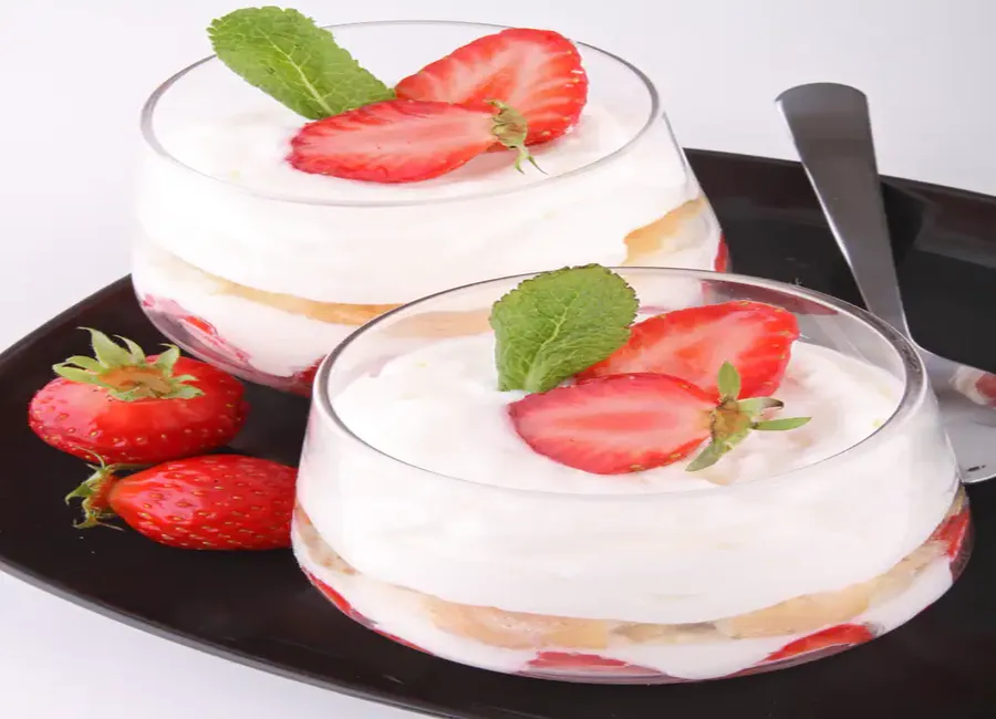 Tiramisu à la fraise sans mascarponne