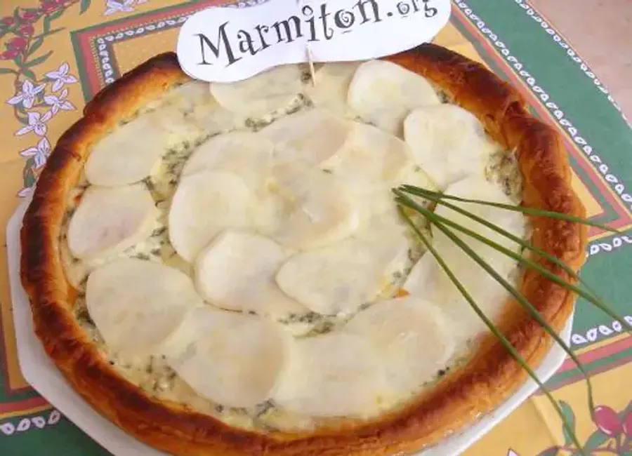 Tarte fine aux poires et à la fourme d'ambert