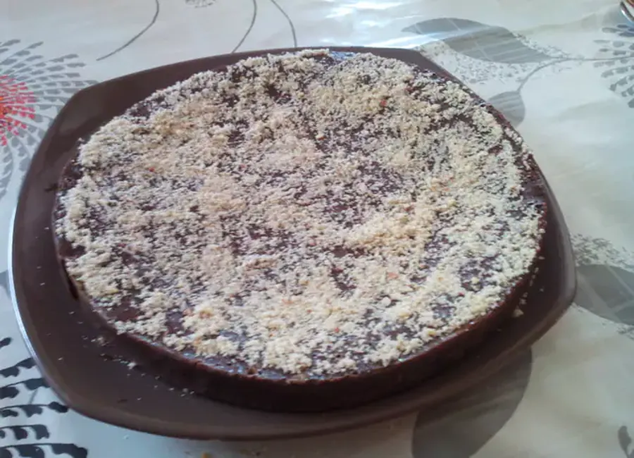 Gâteau au chocolat, amandes et noisettes