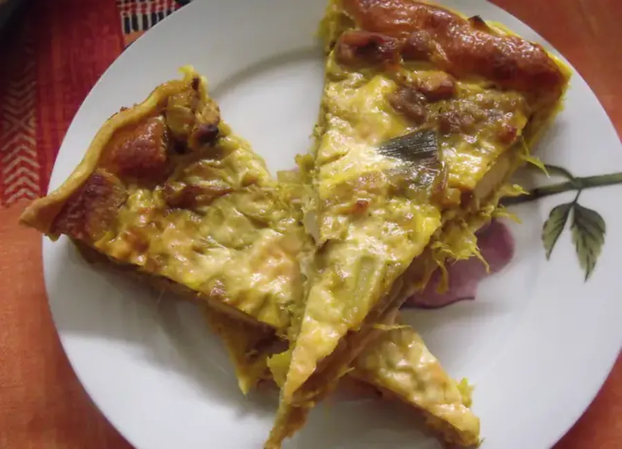 Tarte au poulet, poireaux et lait de coco
