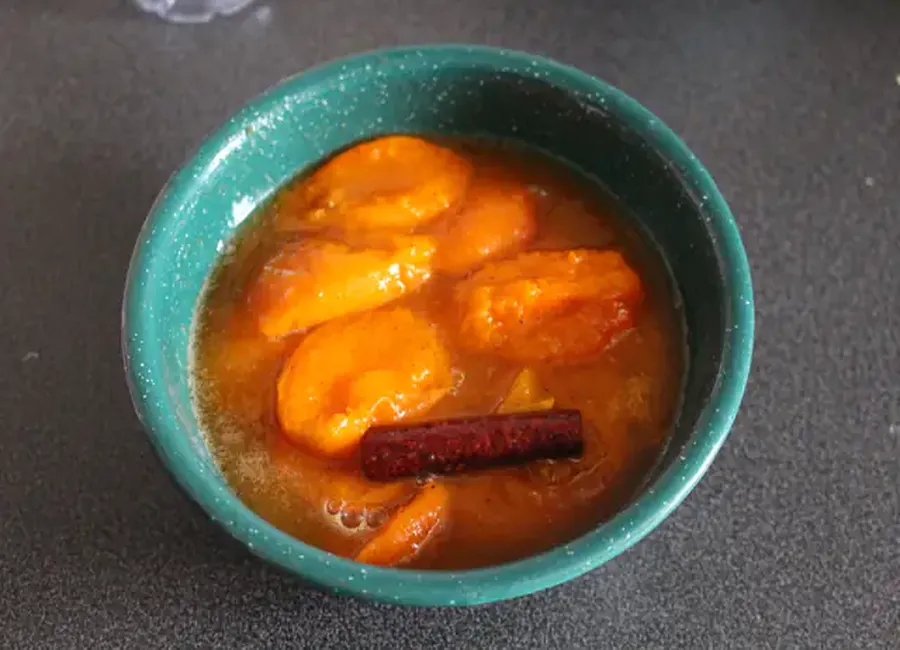 Compotée de pêches aux épices