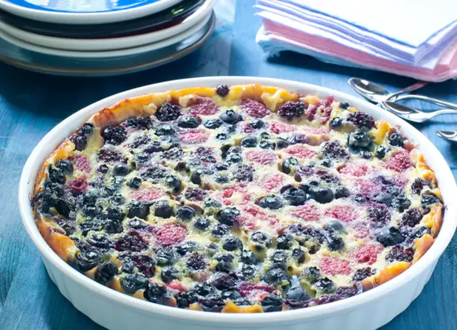 Clafoutis myrtilles-framboises