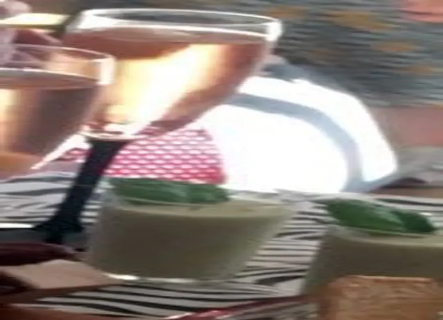 Velouté glacé de concombre à la menthe