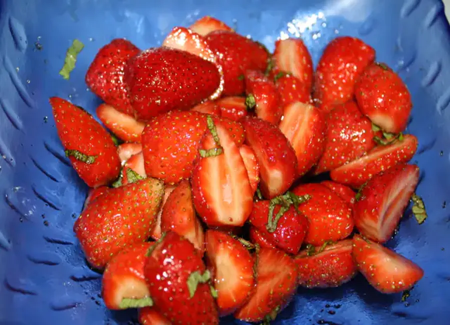 Salade de fraise au vinaigre balsamique