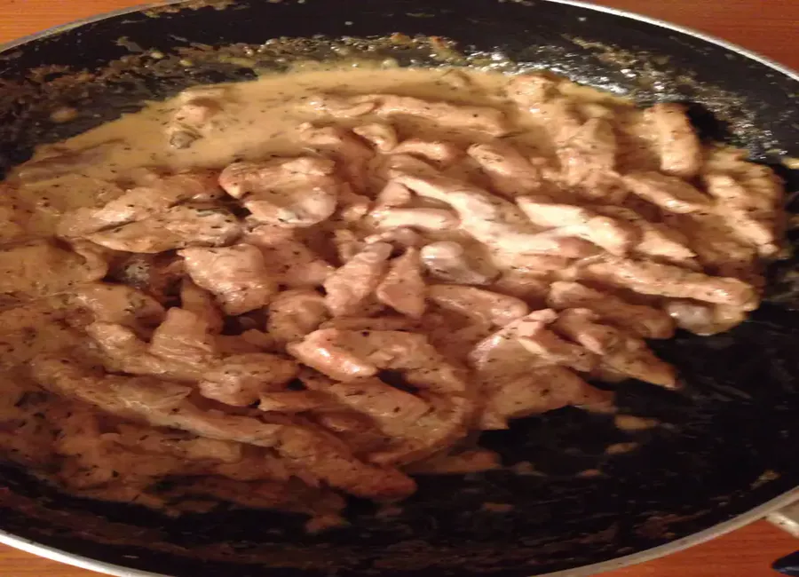 Escalopes de poulet à la crème fraiche