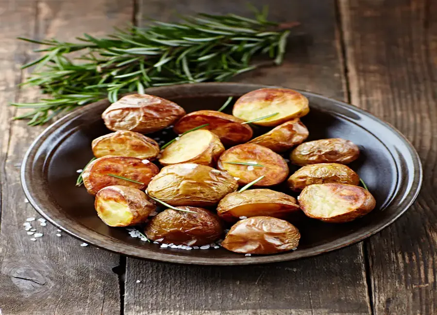 Pommes de terre au four au romarin