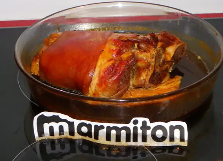 Jarret de porc braisé à la bière brune