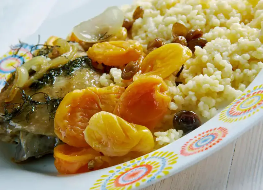 Tajine de poulet aux abricots secs