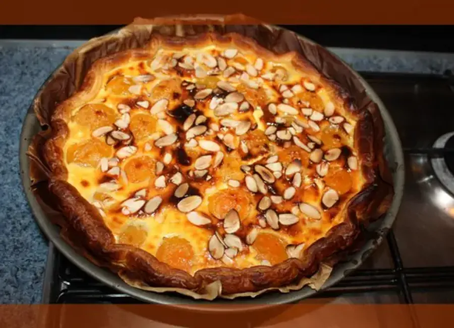 Tarte miellée aux pêches
