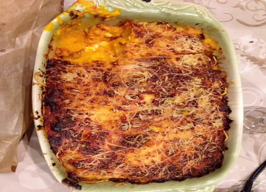 Gratin de potimaron aux lardons, chèvre et poivron