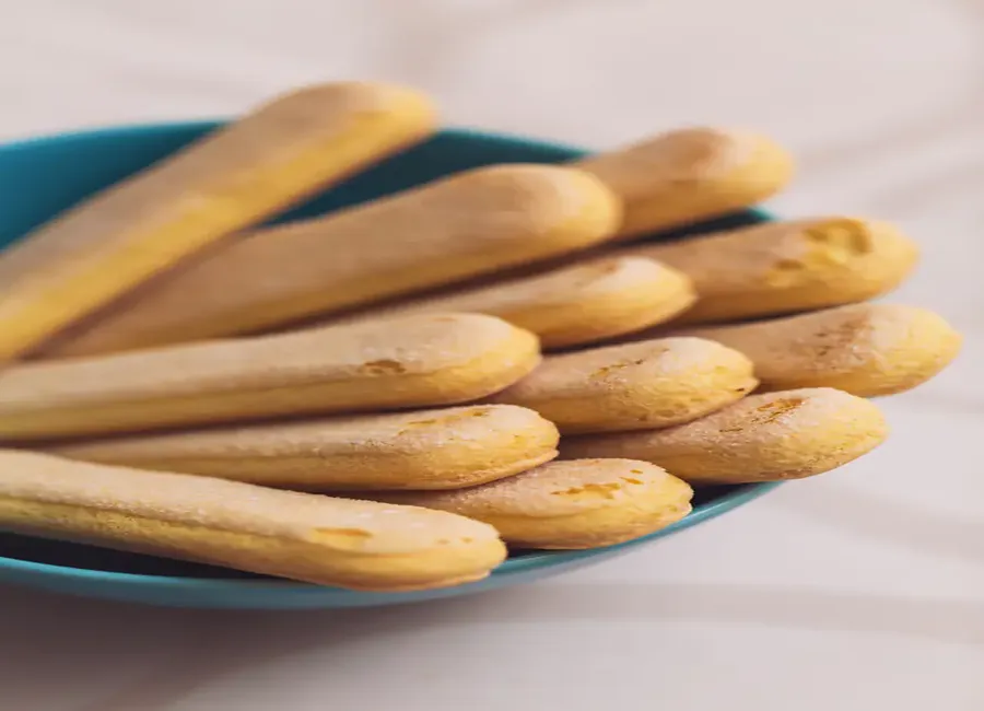 Boudoirs ( biscuits à la cuillère )