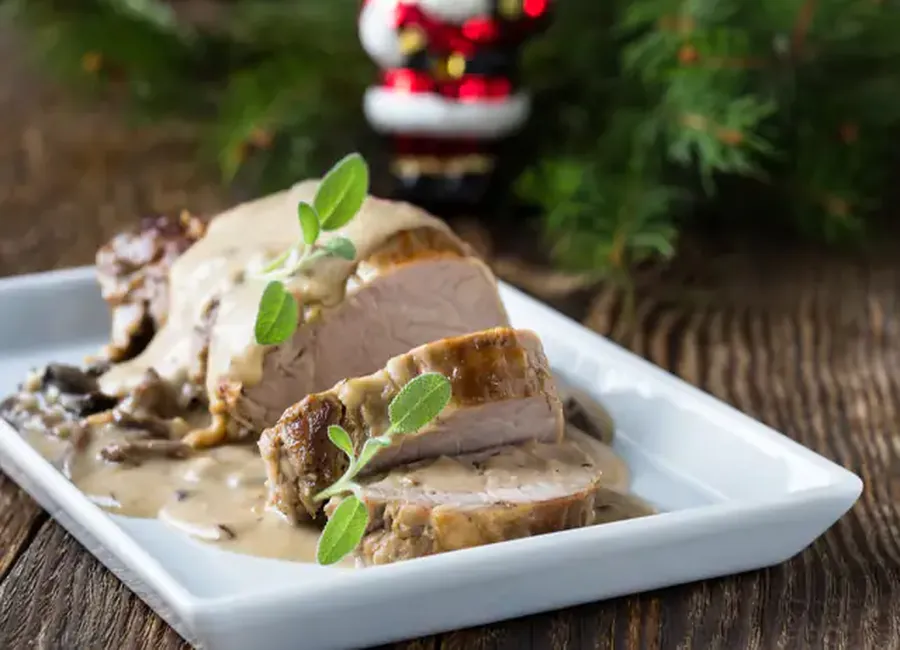 Filets de veau aux cèpes, aux tomates et à la crème