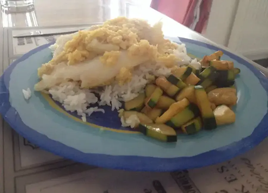 Papillottes de flétan, pommes et curry
