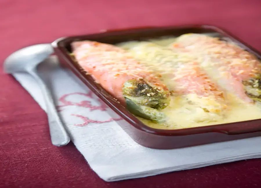 Roulade de chicon au saumon fûmé, sauce au mascarpone