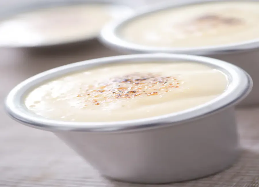 Riz au lait sur lit de caramel à la fleur de sel