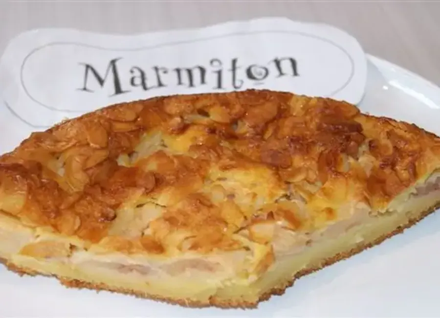 Clafoutis aux brugnons et amandes