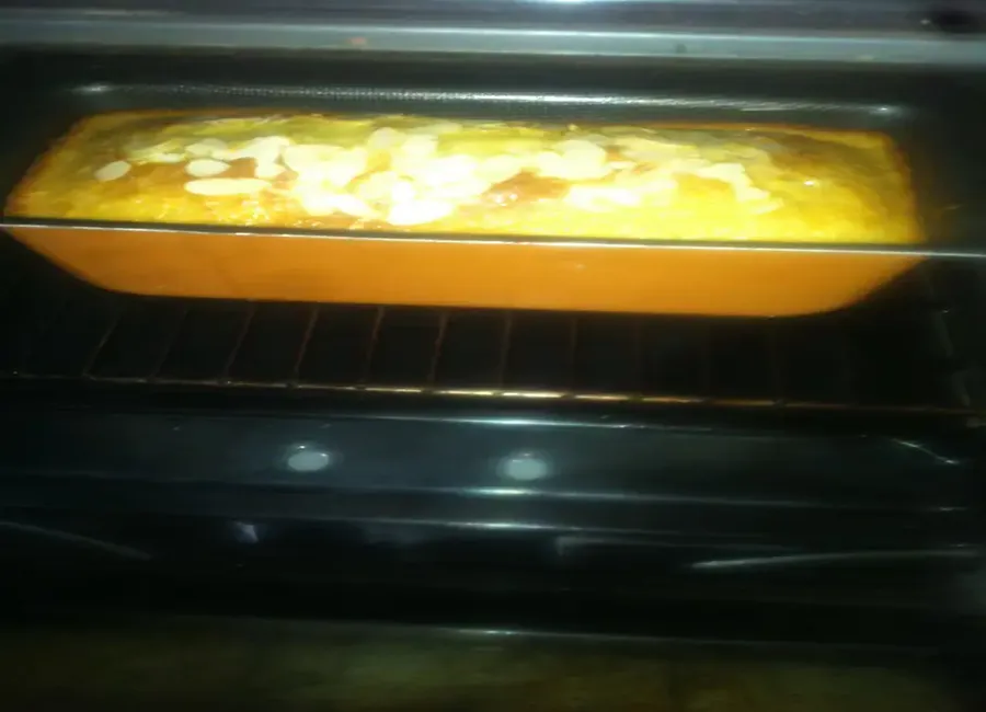 Gâteau rapide au yaourt, mirabelles et amandes