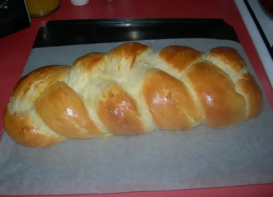 Brioche tressée pour le petit déjeuner (map)