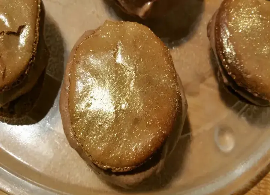 Macarons au chocolat et caramel
