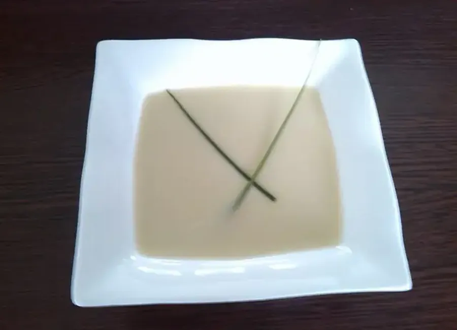 Velouté d'asperges blanche